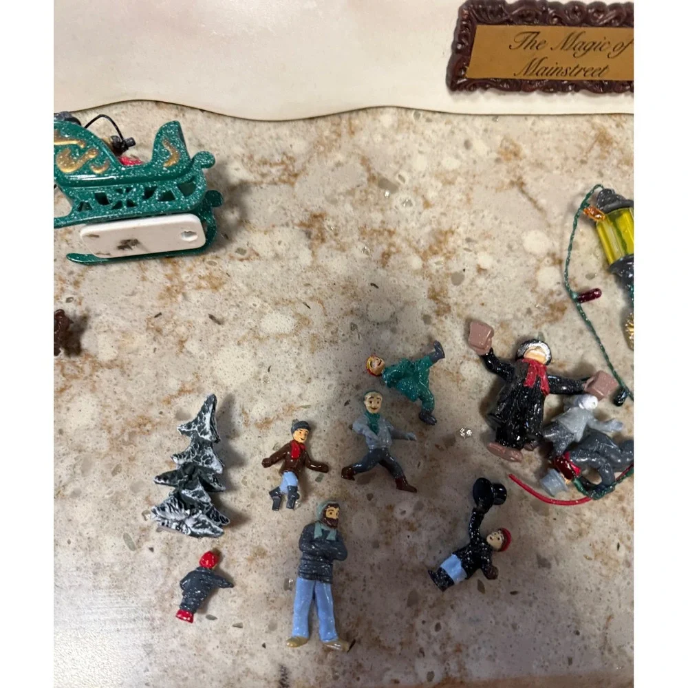 Christmas Magic Mainstreet Animated Holiday Village Set for‎ Parts Repair Boxed